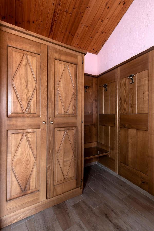 Hotel Cecchin Аоста Екстер'єр фото