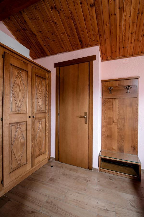Hotel Cecchin Аоста Екстер'єр фото