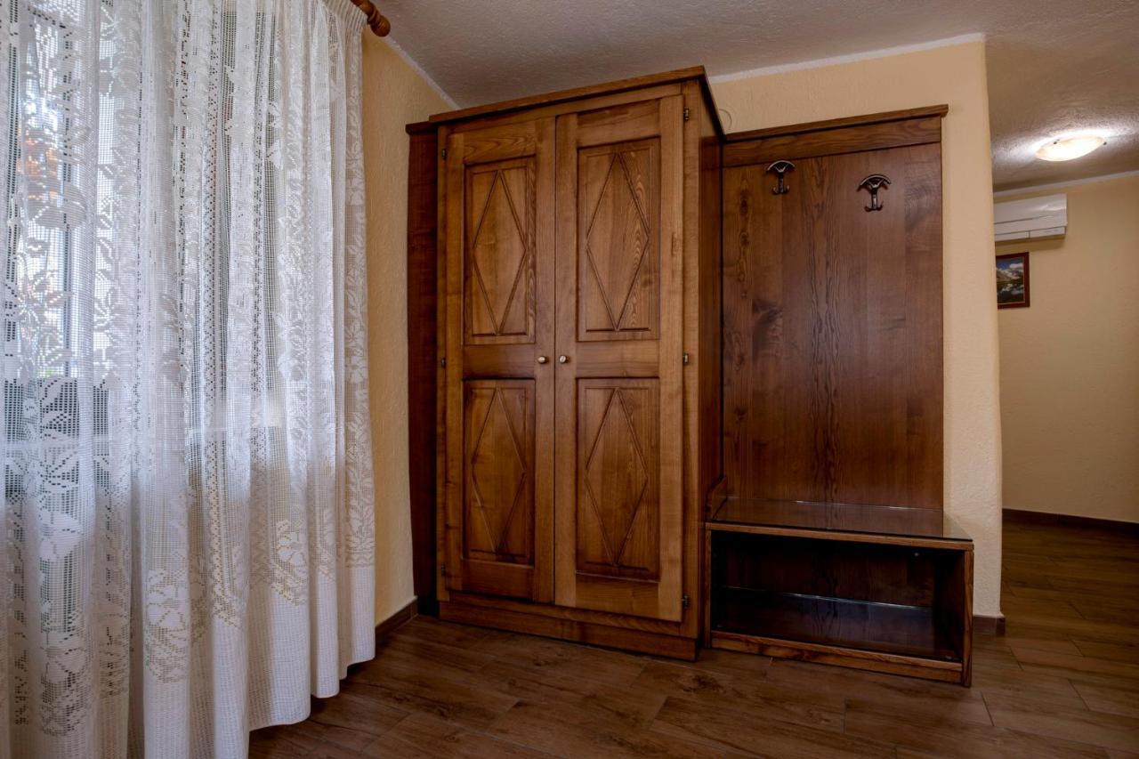 Hotel Cecchin Аоста Екстер'єр фото