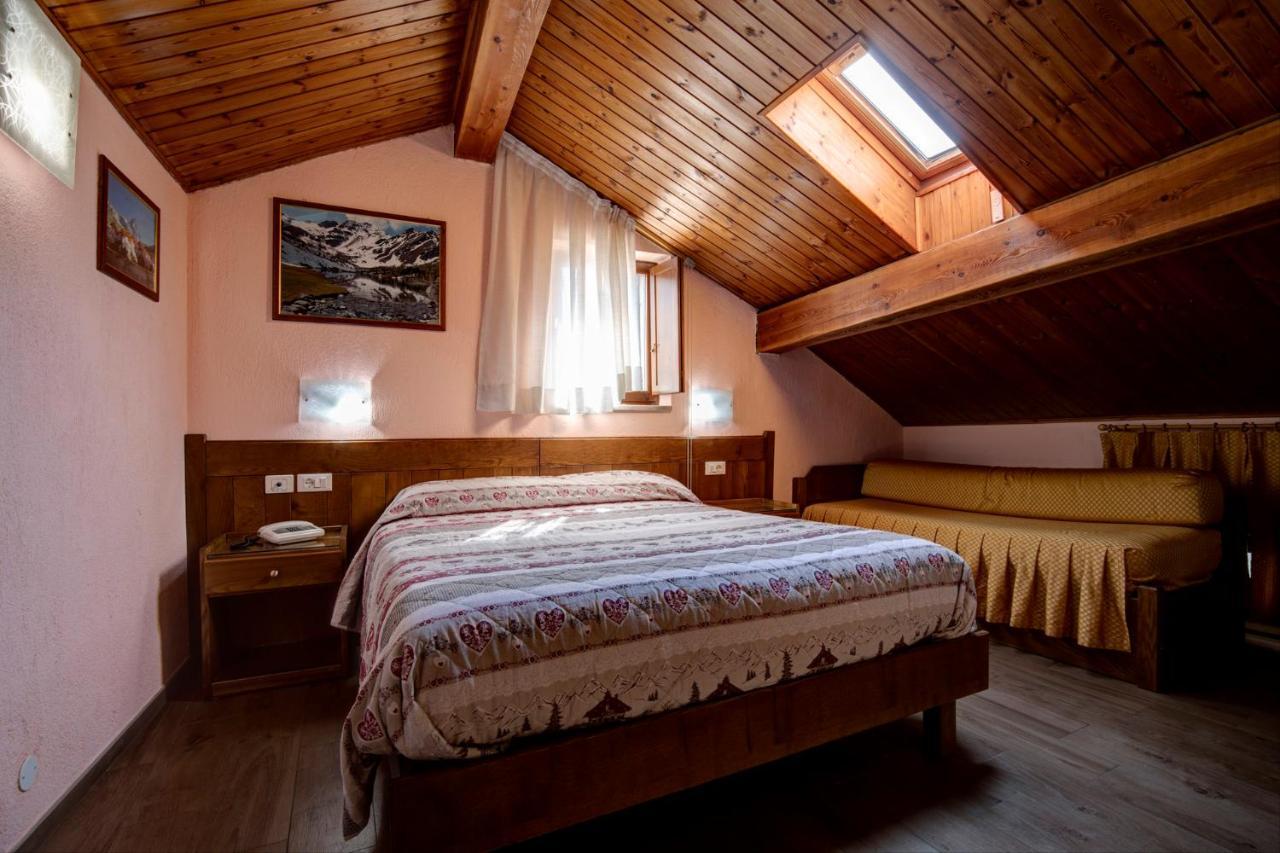Hotel Cecchin Аоста Екстер'єр фото