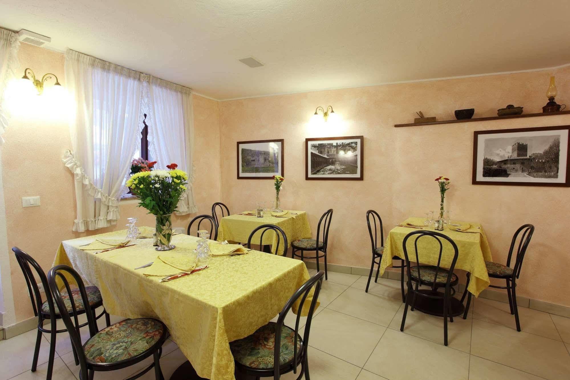 Hotel Cecchin Аоста Екстер'єр фото