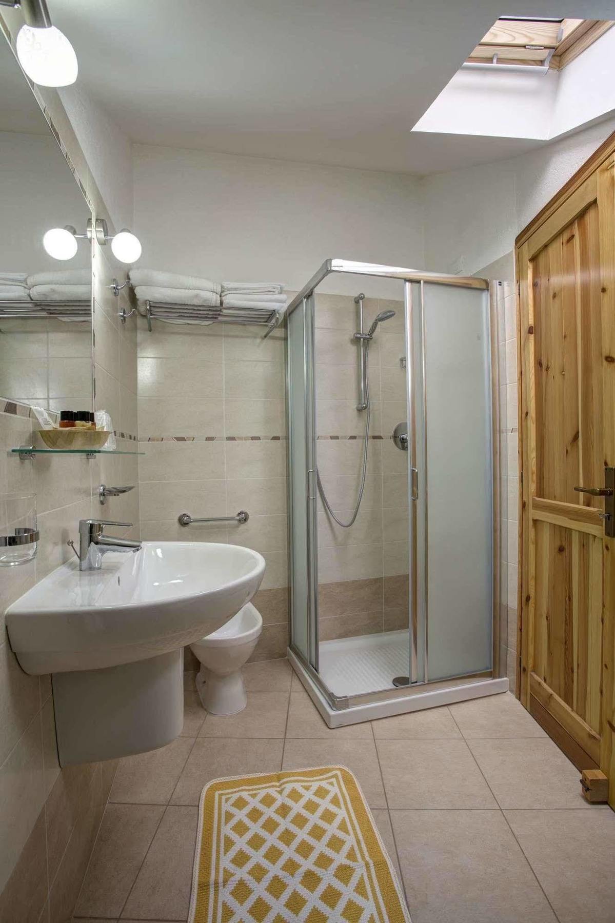 Hotel Cecchin Аоста Екстер'єр фото
